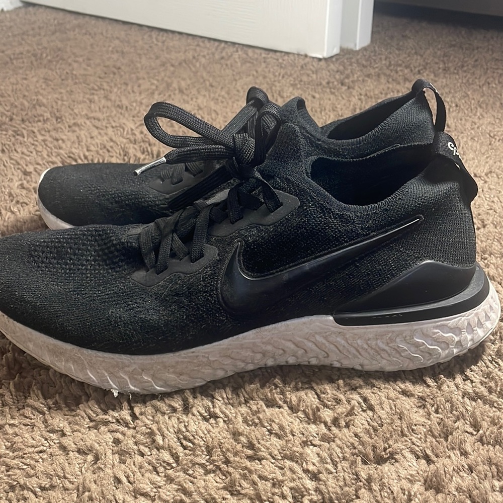 Women’s Nike Epic Reach Running Shoes, pretty good condition, used moderately.